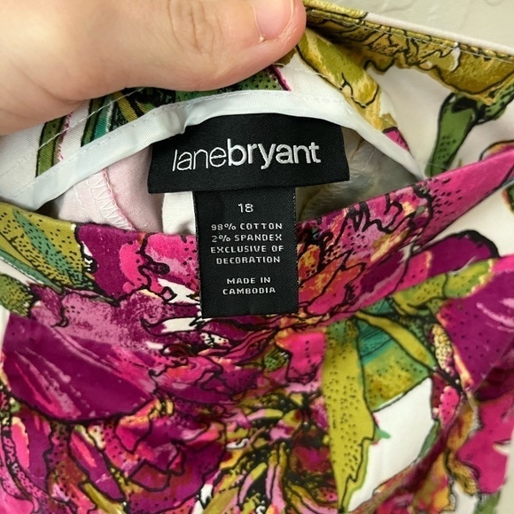 Lane Bryant Size 18 White Multi Color Floral A-Line Mini Skirt - Picture 6 of 9